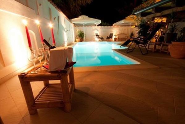 Hotel Makin Новиград Екстериор снимка